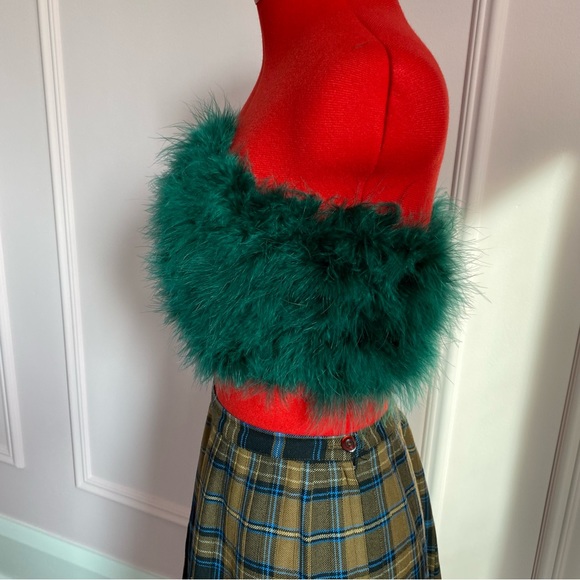 PrettyLittleThing Green Feather Bandeau Top, Zipper Closure, Cropped (US 6) - Picture 5 of 11